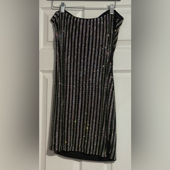 Sale!!! Fashion Nova Lux Black Strapless Dress with Black Beads and Rhinestones - Picture 5 of 8